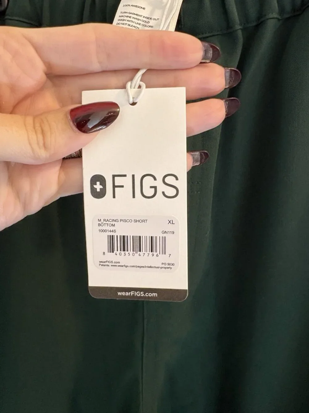 Figs Racing Pisco Short Bottom Scrubs In Dark Green Size XLS 36” x 30”
